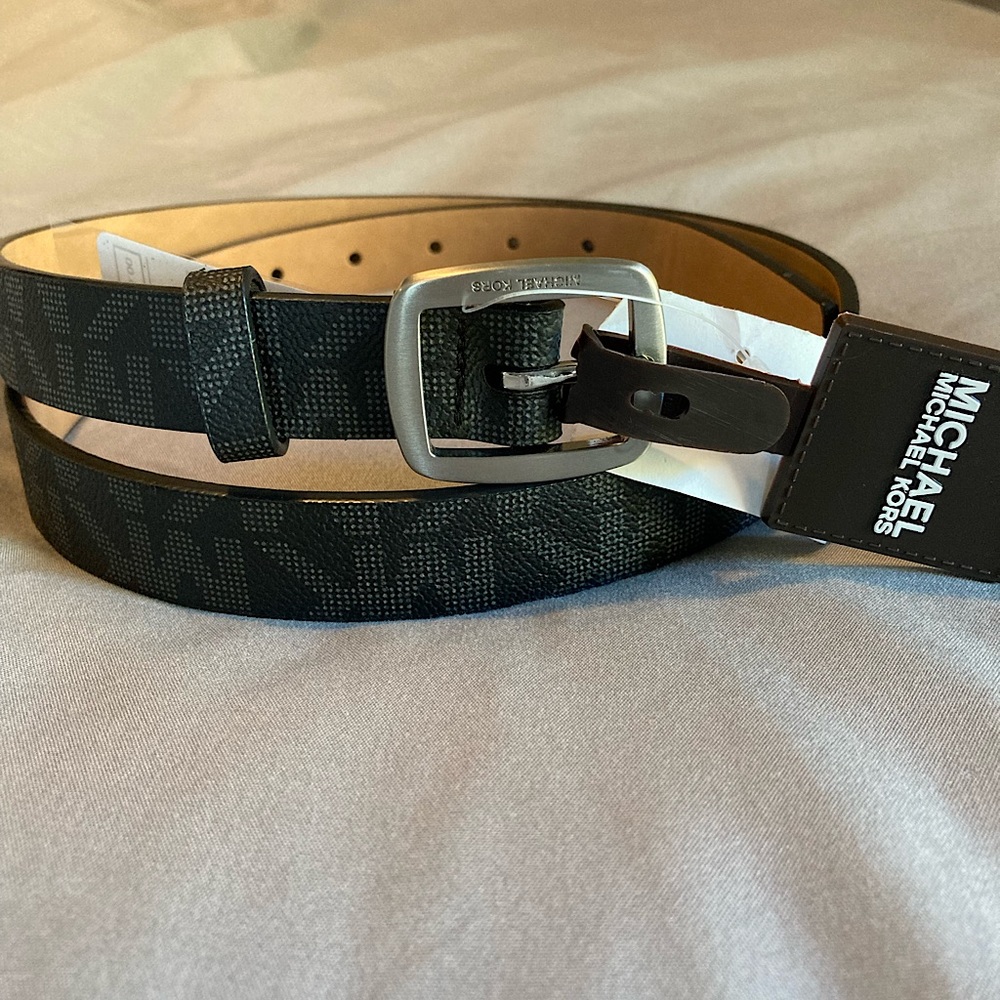 *NEW* Michael Kors Women’s Belt Black